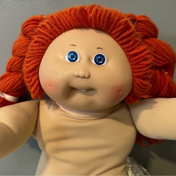 Vintage 1980’s Cabbage Patch Kids Tooth Orange Red Hair Blue Eyes Girl Doll ‘85 - Picture 1 of 8